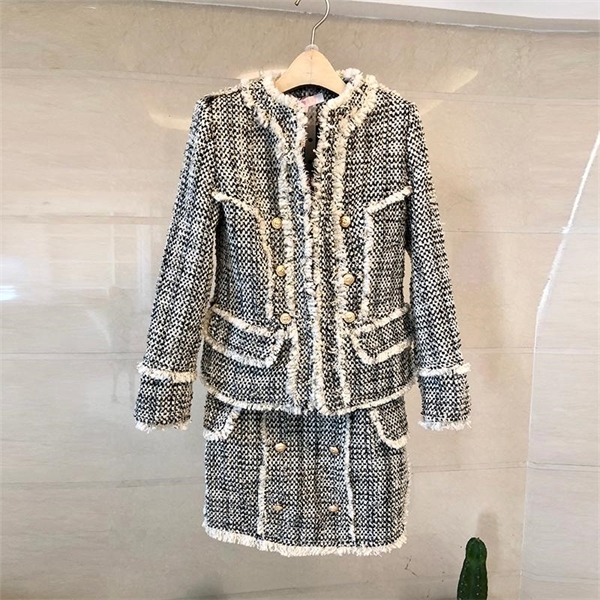 coat + package hip skirt set winter 2020 european women's small sweet wind tweed long-sleeved tassel suit autumn overcoats, Black
coat + package hip skirt set winter 2020 european women's small sweet wind tweed long-sleeved tassel suit autumn overcoats, Black