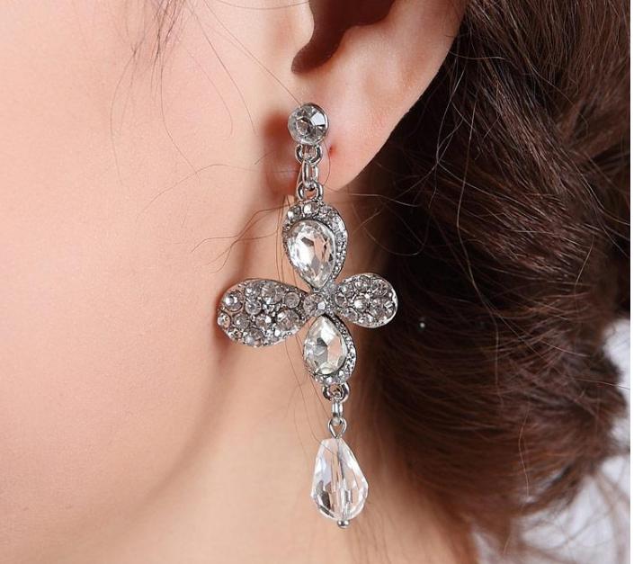 2021 new Cheap New Ship Hot Holy White Rhinestone Crystal Flower Earring Necklace Set Bridal Party Wear