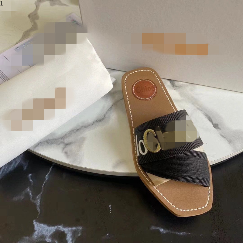 Newest Branded Women Woody Mules Fflat Slipper Deisgner Lady Lettering Fabric Outdoor Leather Sole Slide Sandal 0222
Newest Branded Women Woody Mules Fflat Slipper Deisgner Lady Lettering Fabric Outdoor Leather Sole Slide Sandal 0222