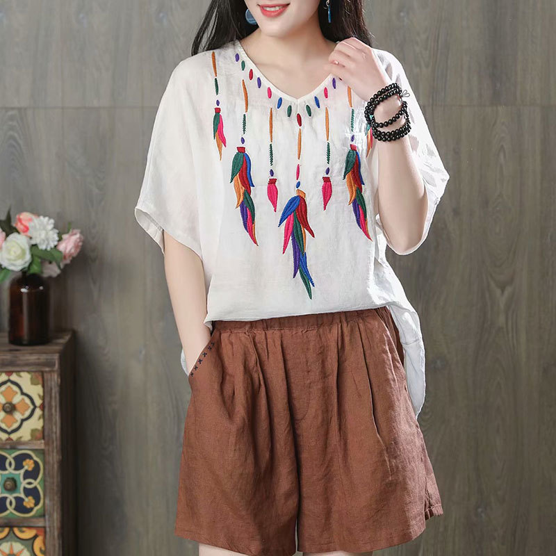 Summer Women Tshirt Plus Size Short Sleeve Loose Feather Embroidery V Neck T Shirts Lady cotton linen Vintage Tee Tops HX13 210512