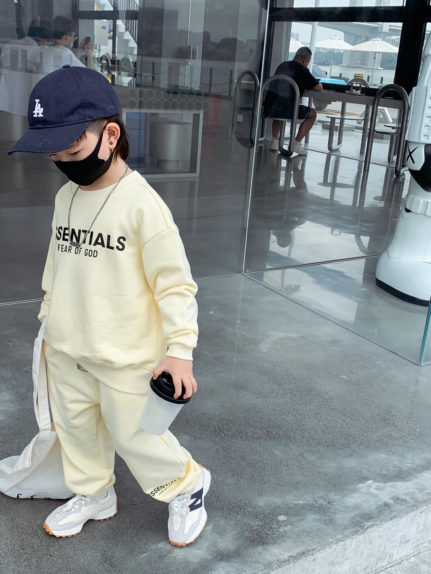 autumn tracksuit for boy girl children cotton hoodie with pants 2pcs/sets baby boy pullover casual sportswear clothes, Beige
autumn tracksuit for boy girl children cotton hoodie with pants 2pcs/sets baby boy pullover casual sportswear clothes, Beige