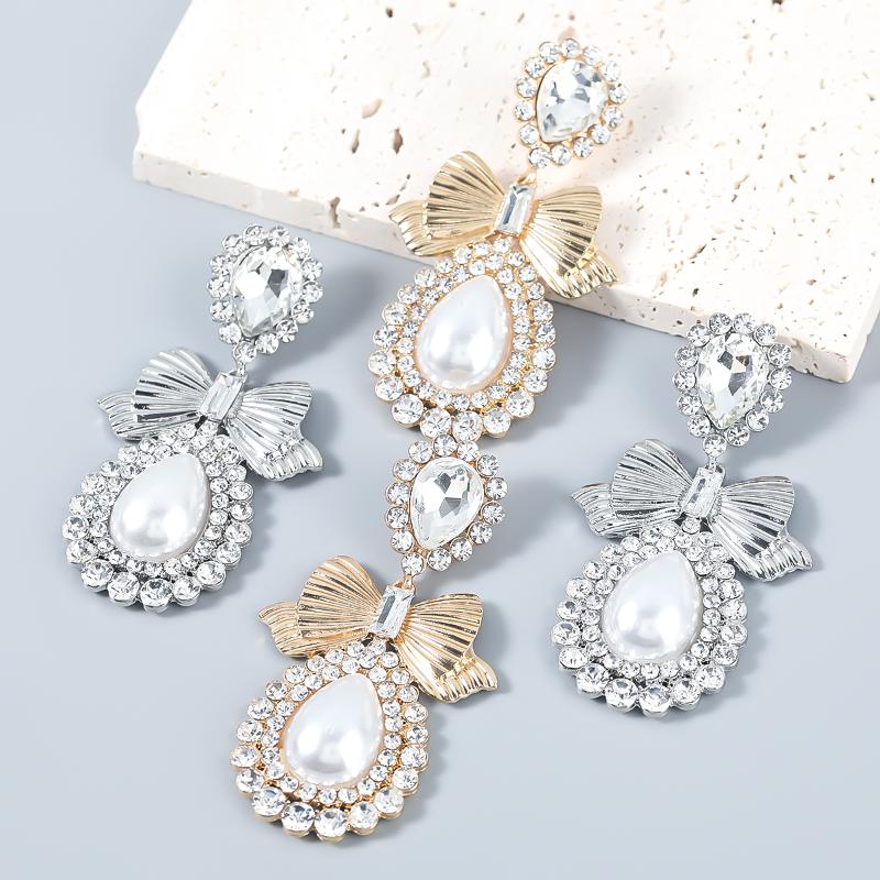 Dangle & Chandelier Fashion Metal Glass Imitation Pearl Water Drop Bow Earrings Women's Exaggerated Party Accessories
Dangle & Chandelier Fashion Metal Glass Imitation Pearl Water Drop Bow Earrings Women's Exaggerated Party Accessories