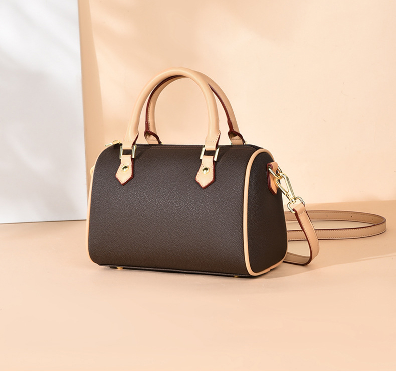 Handbags Waist Saddle Bags Fashion Letter Shoulder Bag High Quality Genuine Leather Messenger Designer Crossbody Gift Box, Please select a picture
Handbags Waist Saddle Bags Fashion Letter Shoulder Bag High Quality Genuine Leather Messenger Designer Crossbody Gift Box, Please select a picture