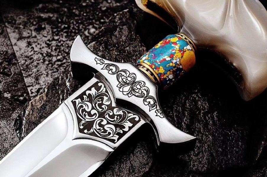 Strong Generals Push Knife Hand Stab Thorn 9Cr18 Blade Acrylic Handle Self Defense Tactical EDC Survival Tool Knives Xmas Gift a2899