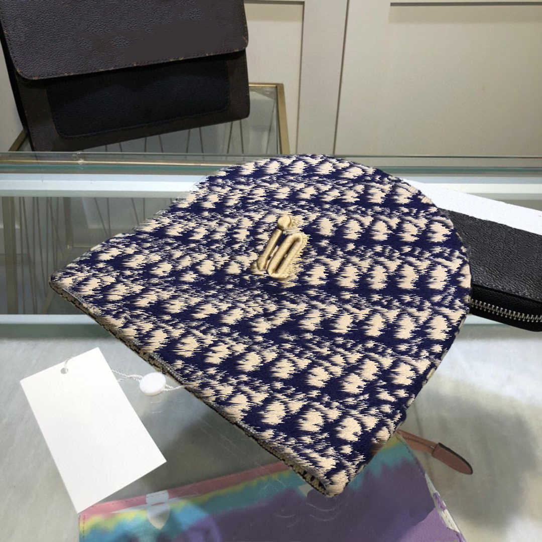 Classic Designers Luxurys Winter Beanie Men And Women Fashion Design Knitted Caps Autumn Wool Hat Letter Jacquard Unisex Warm Skull Cap, Blue;gray
Classic Designers Luxurys Winter Beanie Men And Women Fashion Design Knitted Caps Autumn Wool Hat Letter Jacquard Unisex Warm Skull Cap, Blue;gray