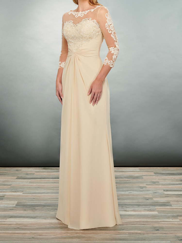 Daffodil Chiffon Bridesmaid Dresses Three Quarter Sleeves Zipper Back Wedding Party Dress Sheer with Floral Applique