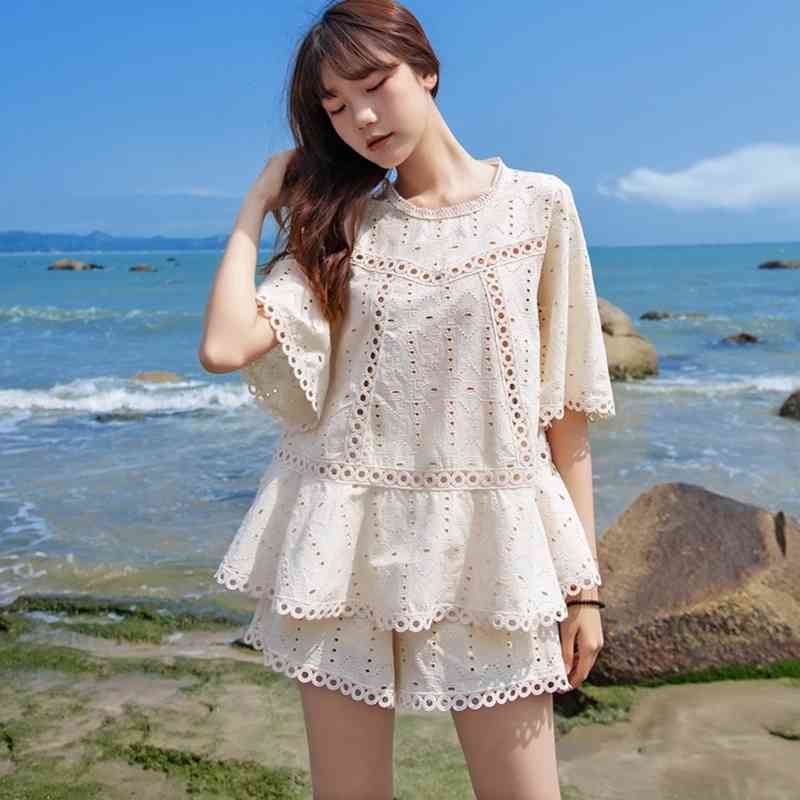 ZAWFL Summer Party Hollow Out Lace Sexy Perspective O Neck Top Gown + Shorts Pant Suits 2 Pcs Women Clothes Two Piece Sets 210525, Suit
ZAWFL Summer Party Hollow Out Lace Sexy Perspective O Neck Top Gown + Shorts Pant Suits 2 Pcs Women Clothes Two Piece Sets 210525, Suit
