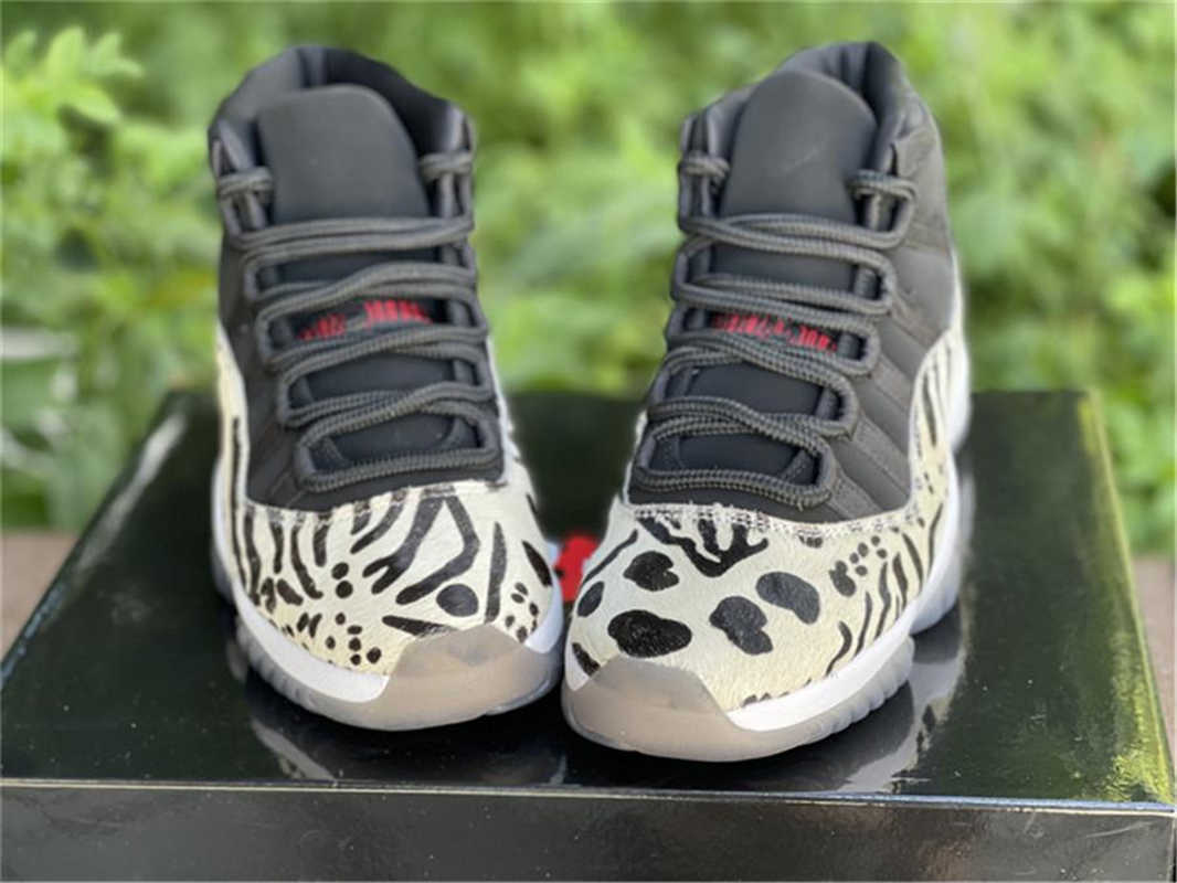 Authentic 11 High OG Animal Instinct Zebra Outdoor Shoes Black Red Sail White Bred Jubilee Space Jam 45 Concord Win Like 96 Cap And Gown Sports Sneakers With Box, Win like 82
Authentic 11 High OG Animal Instinct Zebra Outdoor Shoes Black Red Sail White Bred Jubilee Space Jam 45 Concord Win Like 96 Cap And Gown Sports Sneakers With Box, Win like 82