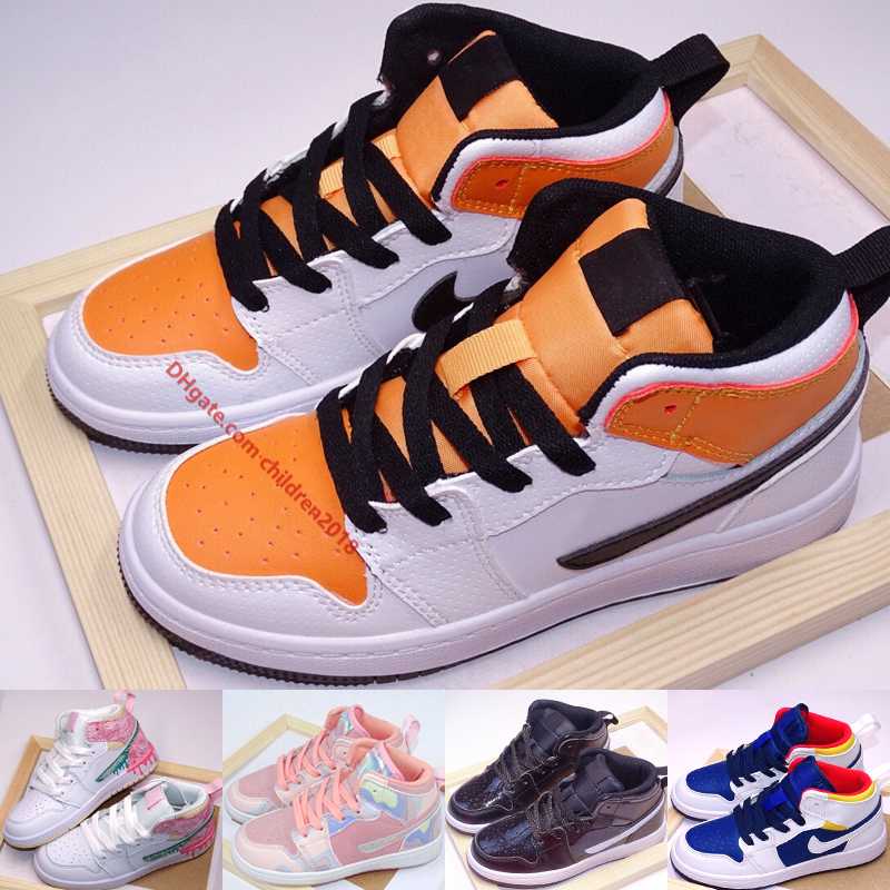 1 1S Kids Basketball Shoes High Quality Jumpmans Babys Sneakers University Gold Bred Toe White Shadow Laser Orange Children Sports Shoe Size 27-35, 10 usa
1 1S Kids Basketball Shoes High Quality Jumpmans Babys Sneakers University Gold Bred Toe White Shadow Laser Orange Children Sports Shoe Size 27-35, 10 usa