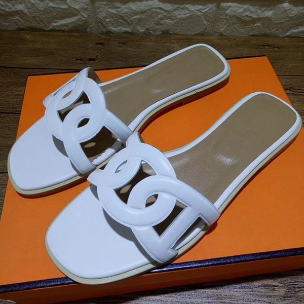 Classic ladies sliders luxury Summer beach Cartoon Big Head Designer Leather Flat woman shoes el Bath slippers Large size mjjkk0001, Black
Classic ladies sliders luxury Summer beach Cartoon Big Head Designer Leather Flat woman shoes el Bath slippers Large size mjjkk0001, Black