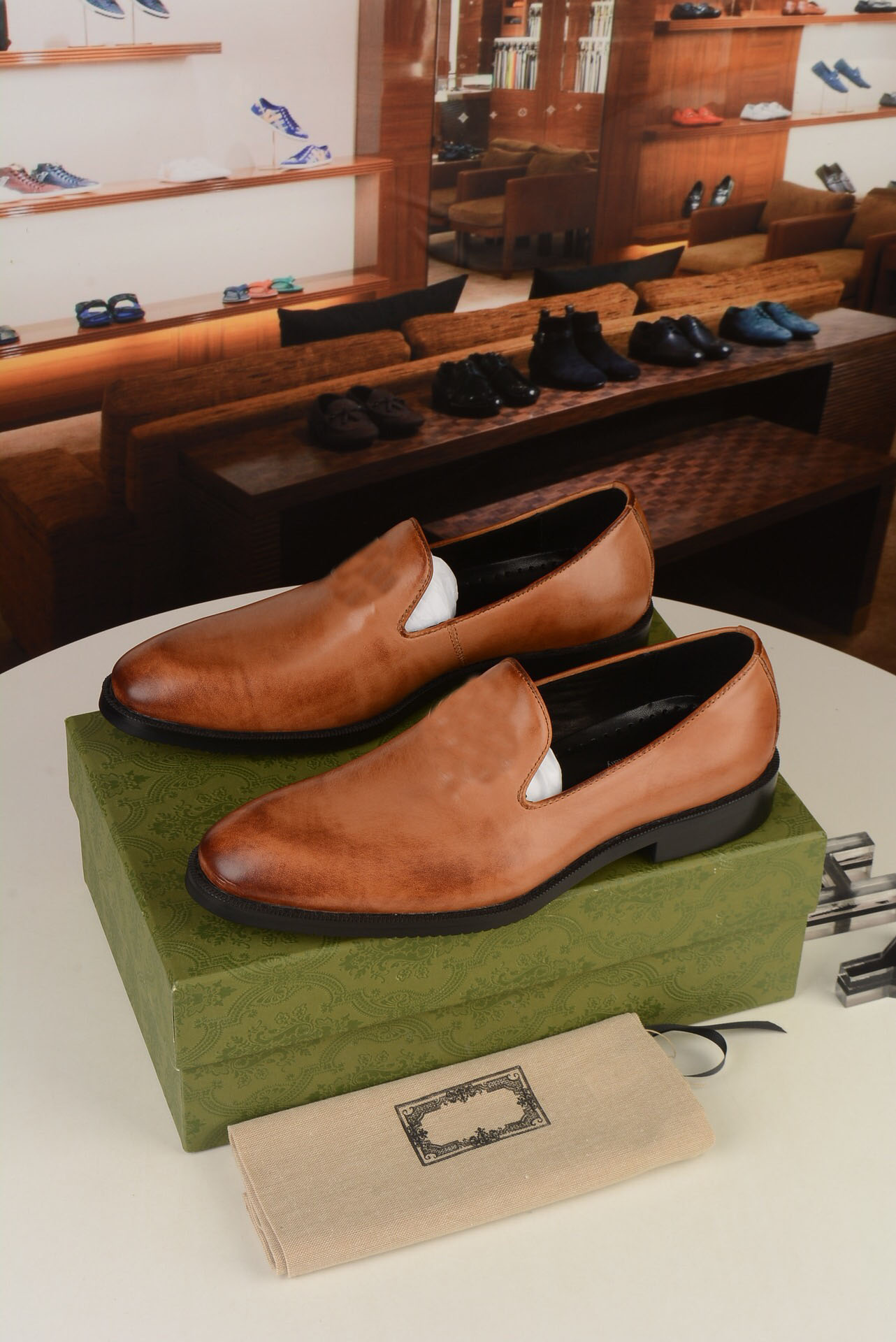 Men Fashion Casual Loafers Business Genuine Leather Formal Dress Shoes Male Brand Designer Wedding Suit Office Oxfords Size 38-44, Black
Men Fashion Casual Loafers Business Genuine Leather Formal Dress Shoes Male Brand Designer Wedding Suit Office Oxfords Size 38-44, Black