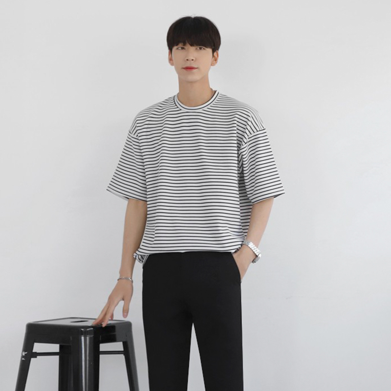 IEFB Men's Striped T-shirt Summer Round Neck Short Sleeve Korean Fashion Loose Cusual Top Trend Black White Tee Tops 9Y7184 210524
