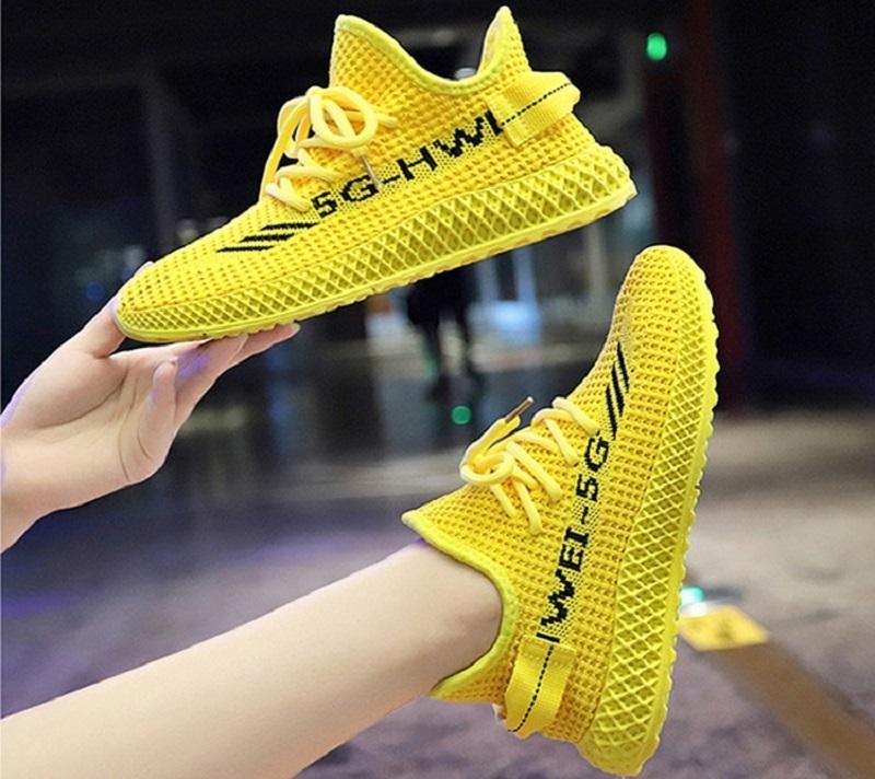 Running shoes casual womenshoes non-slip design wearable damping hip-hop soft folding breathable comfortable roller shoe joker designers neural, White.
Running shoes casual womenshoes non-slip design wearable damping hip-hop soft folding breathable comfortable roller shoe joker designers neural, White.