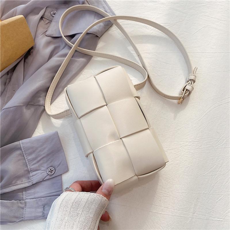 Evening Bags Small PU Leather Square For Women 2021 Fashion Women's Shoulder Bag Luxury Woven Crossbody Chest Pouch Sac Epaule
Evening Bags Small PU Leather Square For Women 2021 Fashion Women's Shoulder Bag Luxury Woven Crossbody Chest Pouch Sac Epaule