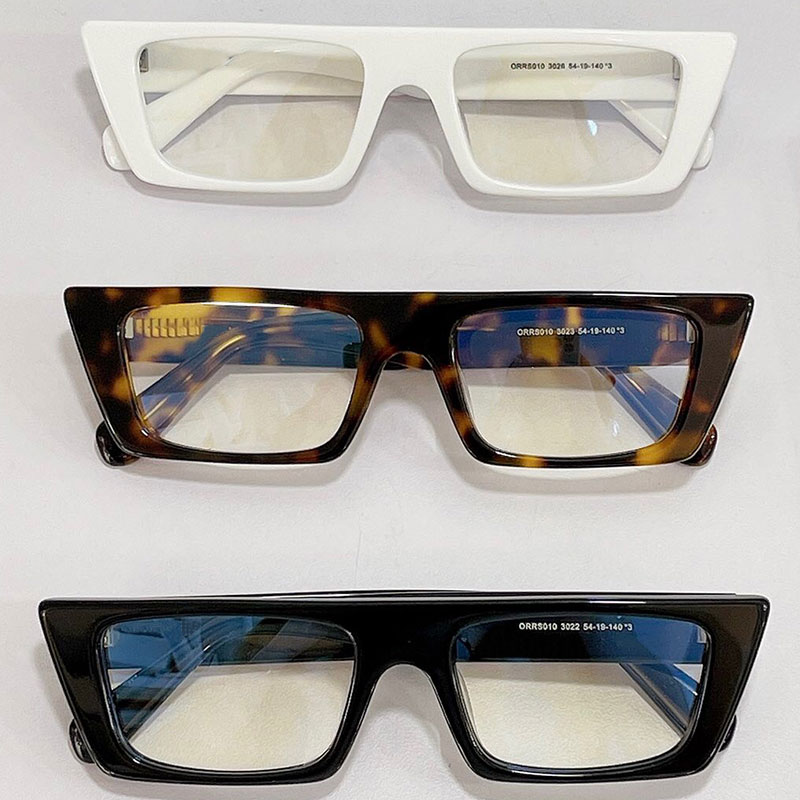 OFF designer sunglasses ORRS010 mens or womens fashion classic thick plate transparent lens travel vacation beach glasses UV400 protection top quality with box
OFF designer sunglasses ORRS010 mens or womens fashion classic thick plate transparent lens travel vacation beach glasses UV400 protection top quality with box