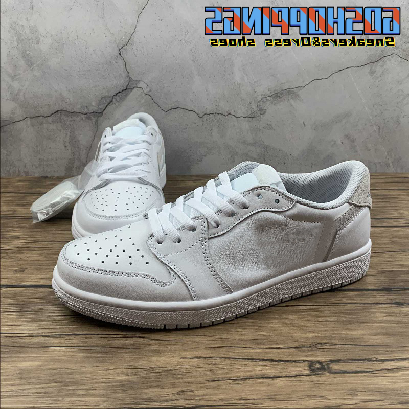 Jumpman 1 Low OG Neutral Grey basketball shoes CZ0775-100 men women sneakers Eur 36-46 with box
Jumpman 1 Low OG Neutral Grey basketball shoes CZ0775-100 men women sneakers Eur 36-46 with box