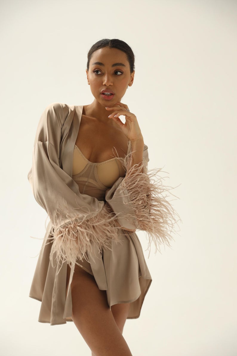 Ostrich Feather Women Sleepwear Long Sleeve Maternity Sexy Kimono Party Bathrobe wiht Belt Lady Nightgown Robe