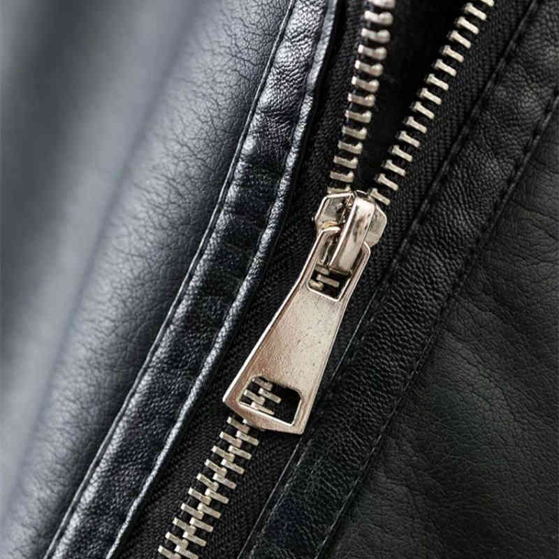 Vintage Woman Faux Leather Coat with Fur Fashion Ladies Winter Thick Motorcycle Outwear Female Warm Zipper Jacket 210515