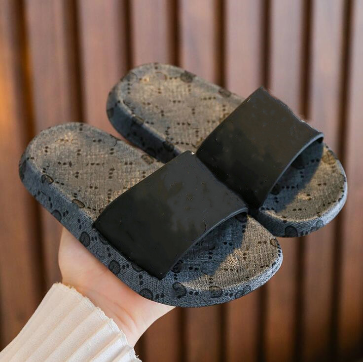 Kids Slippers Designers Parent-child Shoes Summer Casual Fashion Outer Wear Boys Non-Slip Indoor Household Soft Bottom Children' Sandals, Black;grey
Kids Slippers Designers Parent-child Shoes Summer Casual Fashion Outer Wear Boys Non-Slip Indoor Household Soft Bottom Children' Sandals, Black;grey