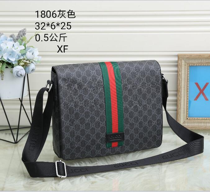 2021 New Man Bag Cross Body Bags Fashion Designer Crossbody Men Mens Size 32x25*6cm Model #6981 Nokll, Red;black 
2021 New Man Bag Cross Body Bags Fashion Designer Crossbody Men Mens Size 32x25*6cm Model #6981 Nokll, Red;black