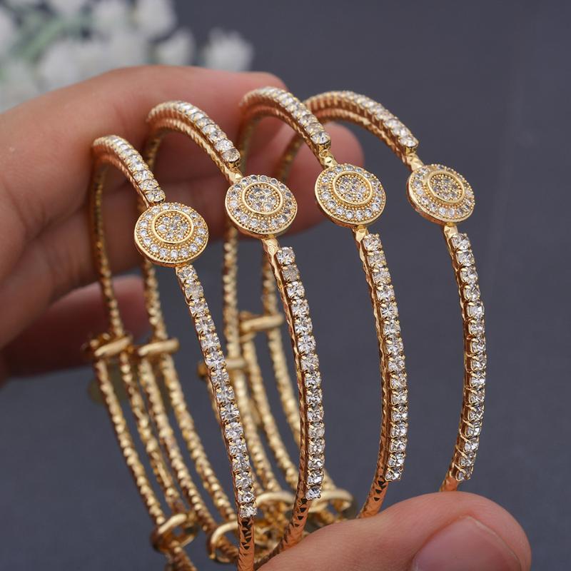 Bangle 4pcs/Set 24K Dubai Gold Color African Bridal Bangles For Girl Micro Mosaic Wedding Not Can Open Bracelet&Bangles Jewelry
Bangle 4pcs/Set 24K Dubai Gold Color African Bridal Bangles For Girl Micro Mosaic Wedding Not Can Open Bracelet&Bangles Jewelry