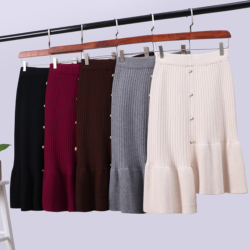 Autumn Winter Thick Knitted Mermaid Skirt Women Beading Asymmetrical Trumpet Midi Female Office Lady 210520, Burgundy
Autumn Winter Thick Knitted Mermaid Skirt Women Beading Asymmetrical Trumpet Midi Female Office Lady 210520, Burgundy