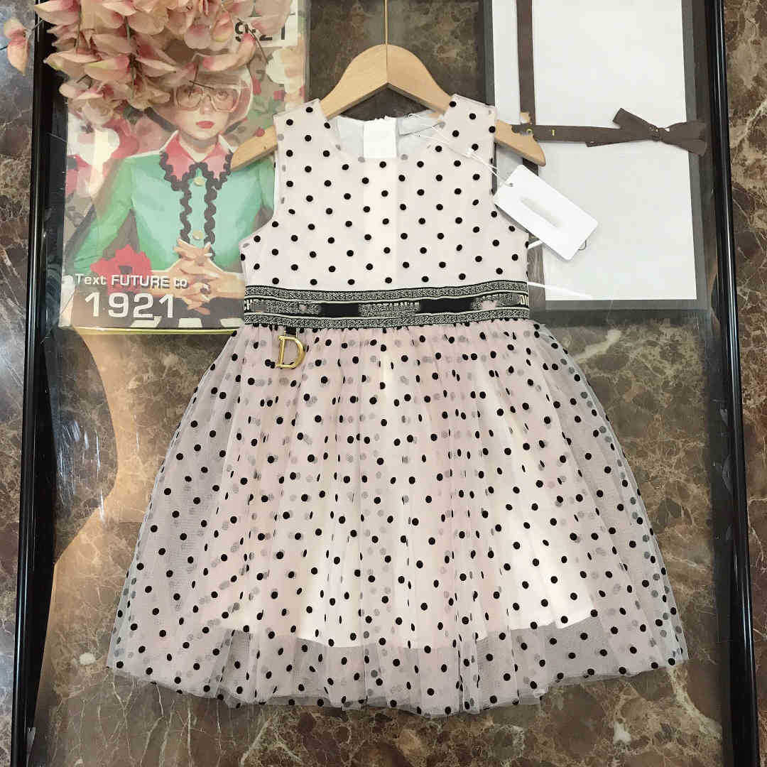 brand girl skirts summer designer girl skirt girl's cotton dress 2021 new DRESS Princess dress Wave-dot jacquard printing with high-grade gray-and-white net skirt pink
brand girl skirts summer designer girl skirt girl's cotton dress 2021 new DRESS Princess dress Wave-dot jacquard printing with high-grade gray-and-white net skirt pink