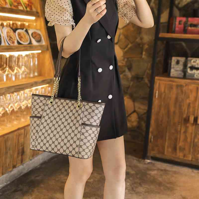 80% Off Fashion bag women's new autumn and winter large capacity simple atmospheric printing tote one shoulder hand Handbags, High quality brown + spot supply
80% Off Fashion bag women's new autumn and winter large capacity simple atmospheric printing tote one shoulder hand Handbags, High quality brown + spot supply