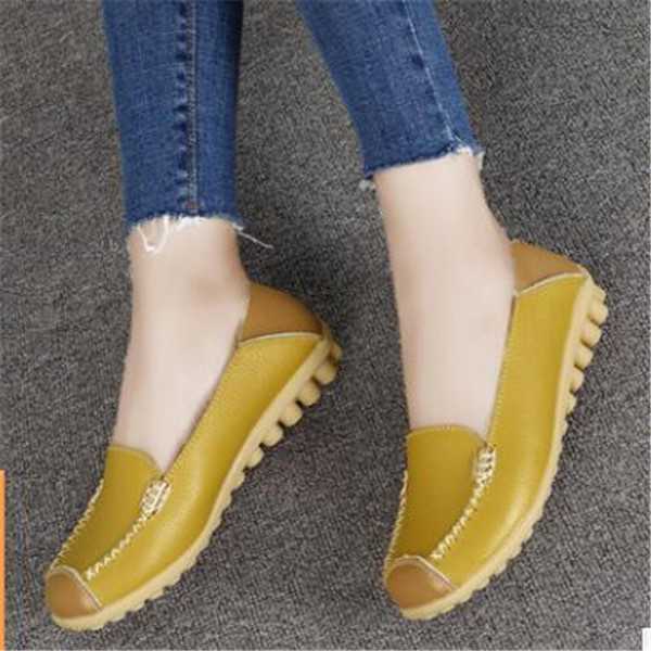 2021 Spring and summer style single shoes leather shoe mother nurse lace-up flat bottom casual comfortable durable women size 35-44
2021 Spring and summer style single shoes leather shoe mother nurse lace-up flat bottom casual comfortable durable women size 35-44