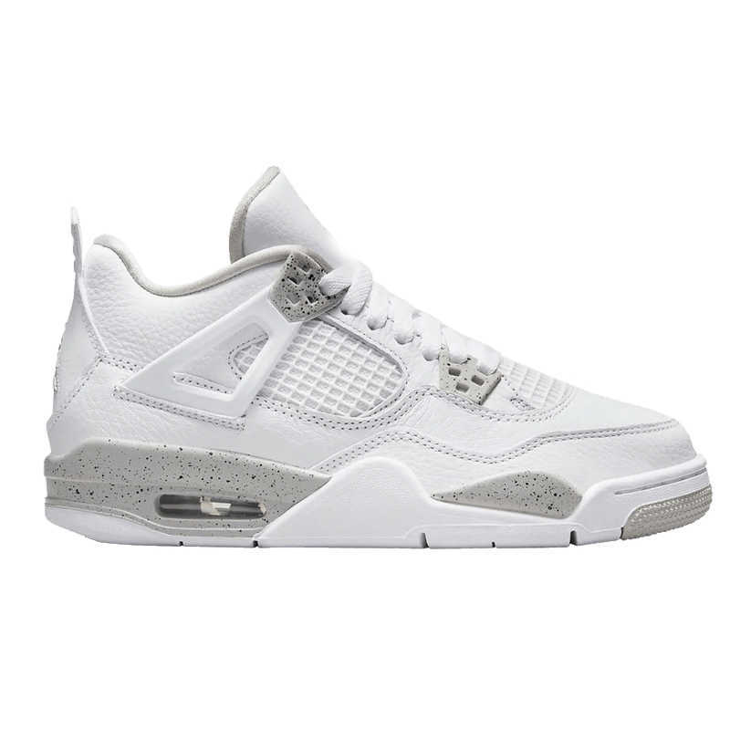 4 White Oreo Basketball shoes Sneakers CT8527 100 Top version, White oreo (with box)
4 White Oreo Basketball shoes Sneakers CT8527 100 Top version, White oreo (with box)