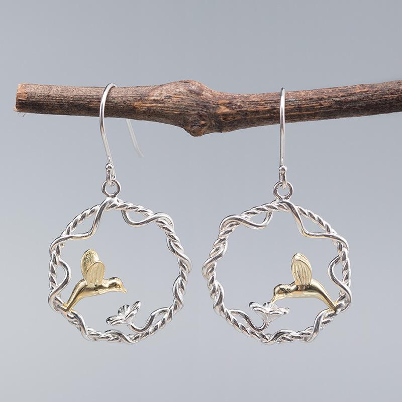 Dangle & Chandelier Creative Realistic Petal Bird Twist Modeling Earrings Silver 925 Retro Circle Ear Studs Ethnic Style DIY Jewelry Wholesa
Dangle & Chandelier Creative Realistic Petal Bird Twist Modeling Earrings Silver 925 Retro Circle Ear Studs Ethnic Style DIY Jewelry Wholesa