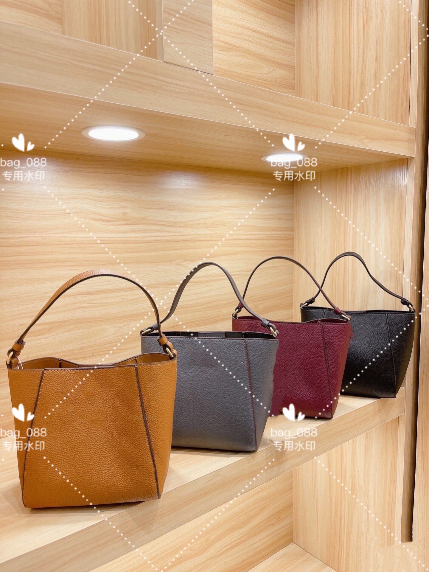 High quality bucket bag leather with alphabetic print practical fashion joker style super age reduction portable ladys essential handbag 2021
High quality bucket bag leather with alphabetic print practical fashion joker style super age reduction portable ladys essential handbag 2021