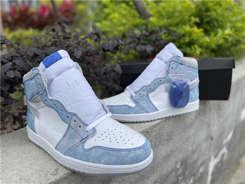 2021 Special Edition Jumpman 1 High OG Hyper Royal Basketball Shoes Mens Womens Trainers Sports Sneakers Top Quality Full Size 36--47.5BEQT