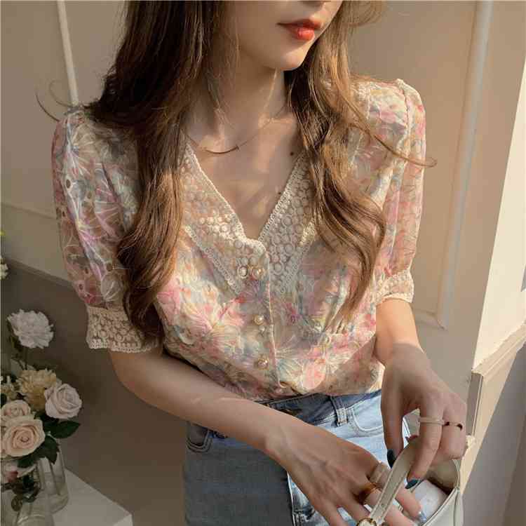 Kant Bloemen Vrouwen Shirts V-hals Bladerdeeg Mouw Mode Zomer Blouses Koreaanse Zoete Blusas Mujer Korean Ruches Tops 210515