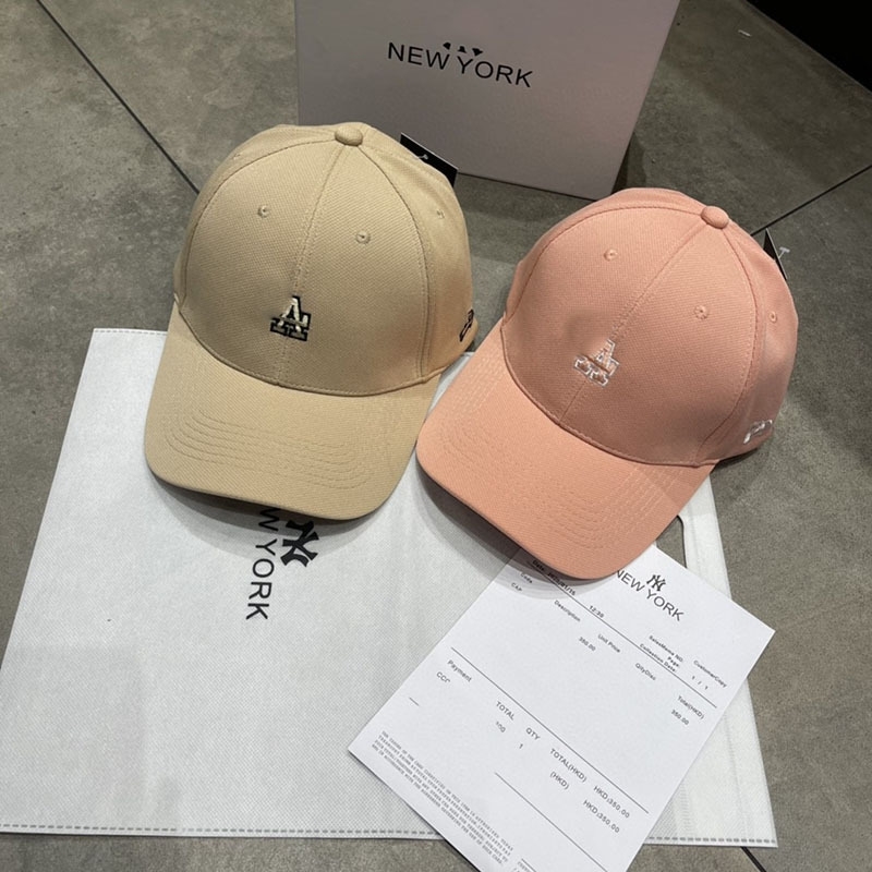 Summer men's and women's same stair cloth small letter embroidered duck tongue hat adjustable solid color baseball cap, Blue
Summer men's and women's same stair cloth small letter embroidered duck tongue hat adjustable solid color baseball cap, Blue