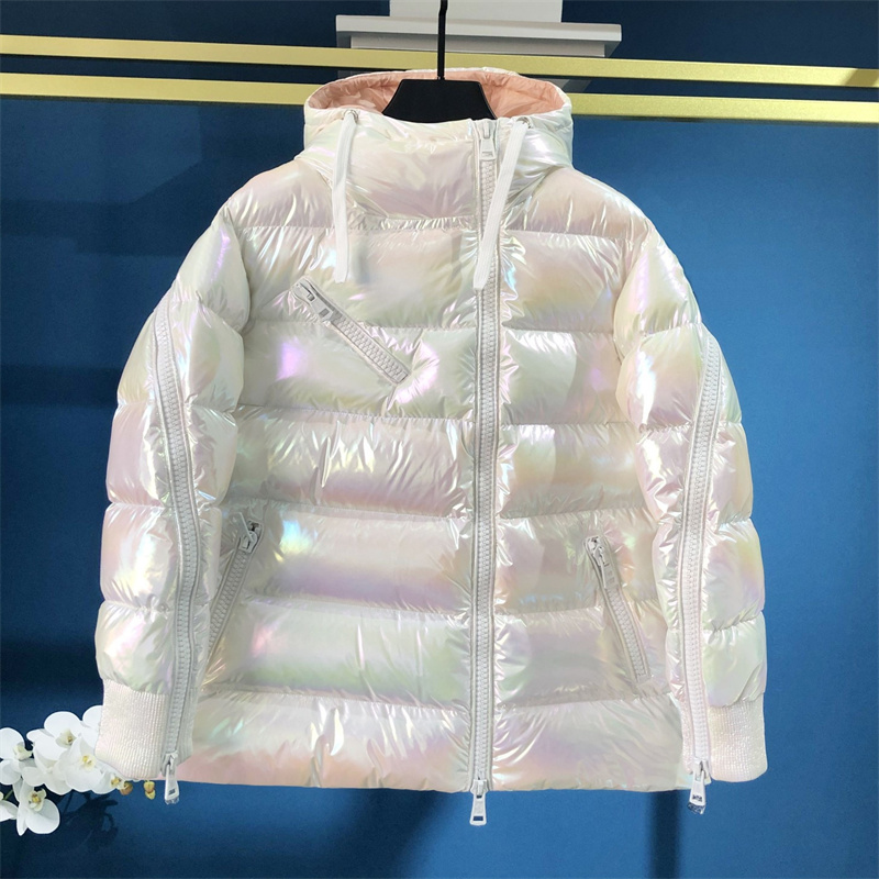 New Hooded Dazzle Color Gradient Laser Bright Parkas Down Jacket Female White Goose Overcoat Short, Black
New Hooded Dazzle Color Gradient Laser Bright Parkas Down Jacket Female White Goose Overcoat Short, Black