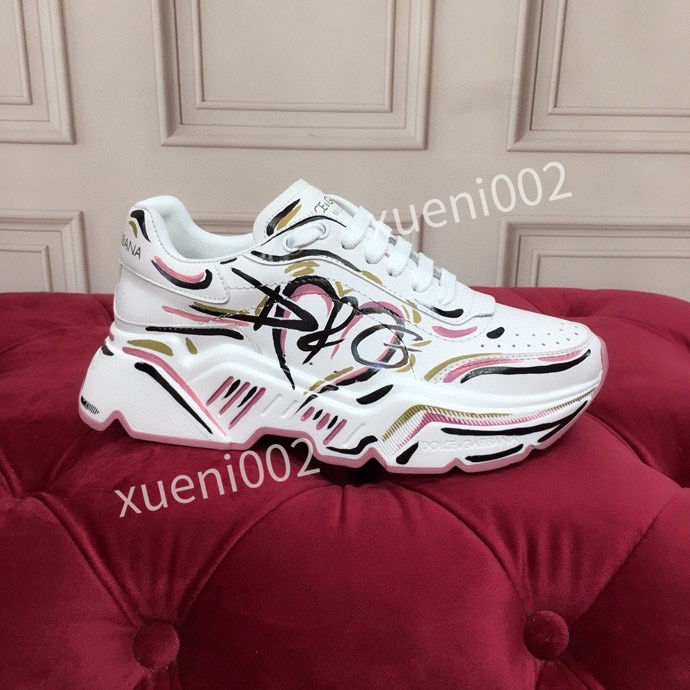 Luxury boots Connect sneaker Designer Triple S Sneakers vintage trainers women Nude Grosgrain Ribbon Retro Casual Shoes 35-41, 01
Luxury boots Connect sneaker Designer Triple S Sneakers vintage trainers women Nude Grosgrain Ribbon Retro Casual Shoes 35-41, 01
