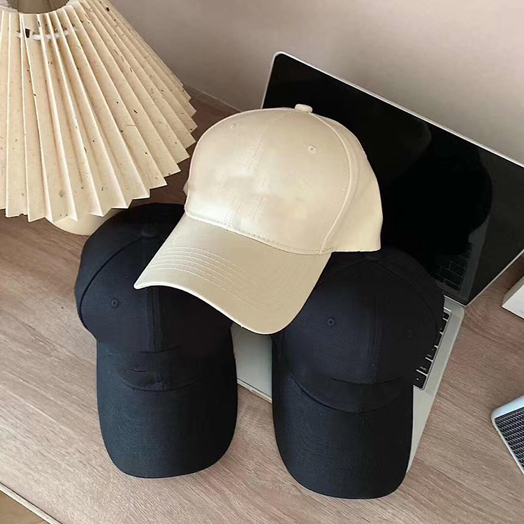 High quality brand baseball cap designer luxury brimless cap ski warm hat wholesale quality assurance Paris 2 colors can choose 100618, Postage
High quality brand baseball cap designer luxury brimless cap ski warm hat wholesale quality assurance Paris 2 colors can choose 100618, Postage