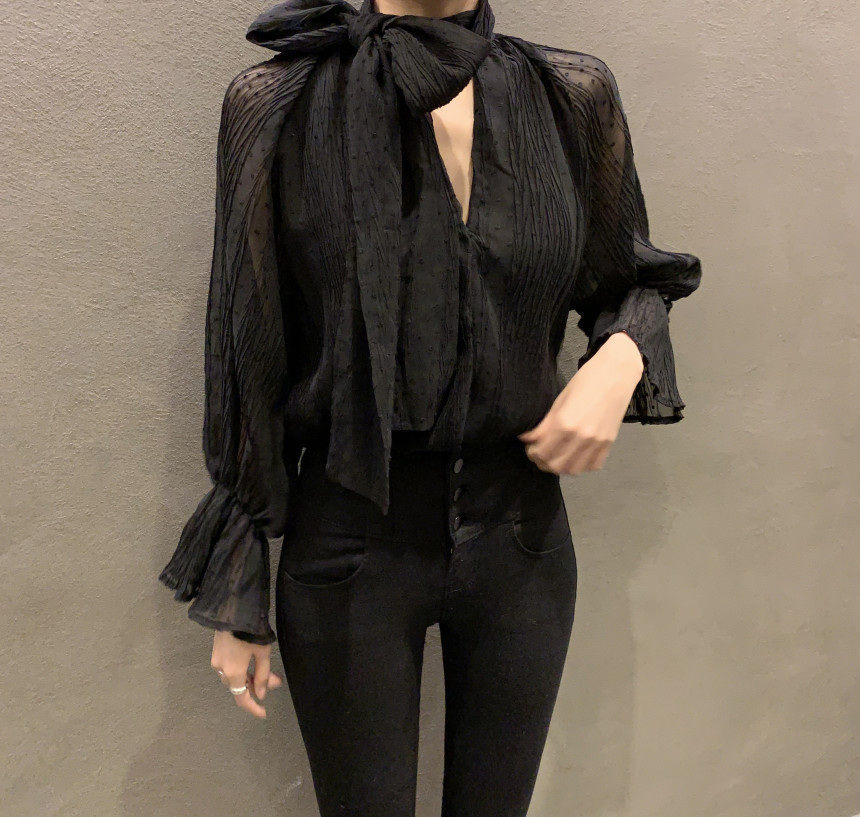 Stylish Gentle Tops Chiffon Flare Sleeves Office Lady Feminine Elegant Women Chic Blouses Sweet Loose Shirts 210421