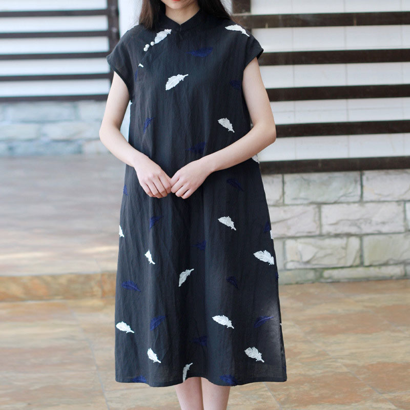 Johnature Summer Retro Stand Plate Buckle Embroidery Feather Cheongsam Dresses Cotton Linen Comfortable Women Dress 210521, Black
Johnature Summer Retro Stand Plate Buckle Embroidery Feather Cheongsam Dresses Cotton Linen Comfortable Women Dress 210521, Black