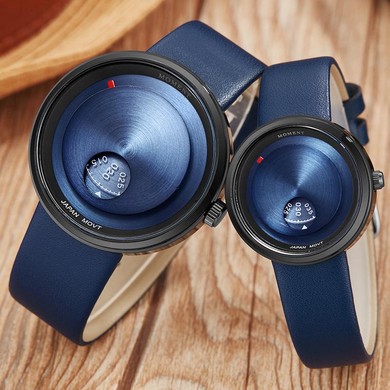 Wristwatches 2021 Fashion Women Men Watch Blue Leather Simple Style Unique Turntable Design Creative Couple Lover Quartz Wrist Watches Clock, Black men
Wristwatches 2021 Fashion Women Men Watch Blue Leather Simple Style Unique Turntable Design Creative Couple Lover Quartz Wrist Watches Clock, Black men