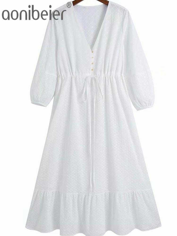 Embroidery Hollow Out Summer 3/4 Sleeve V Neck Women Casual Midi Dress Drawstring High Waist Female Ruffles 210604
Embroidery Hollow Out Summer 3/4 Sleeve V Neck Women Casual Midi Dress Drawstring High Waist Female Ruffles 210604