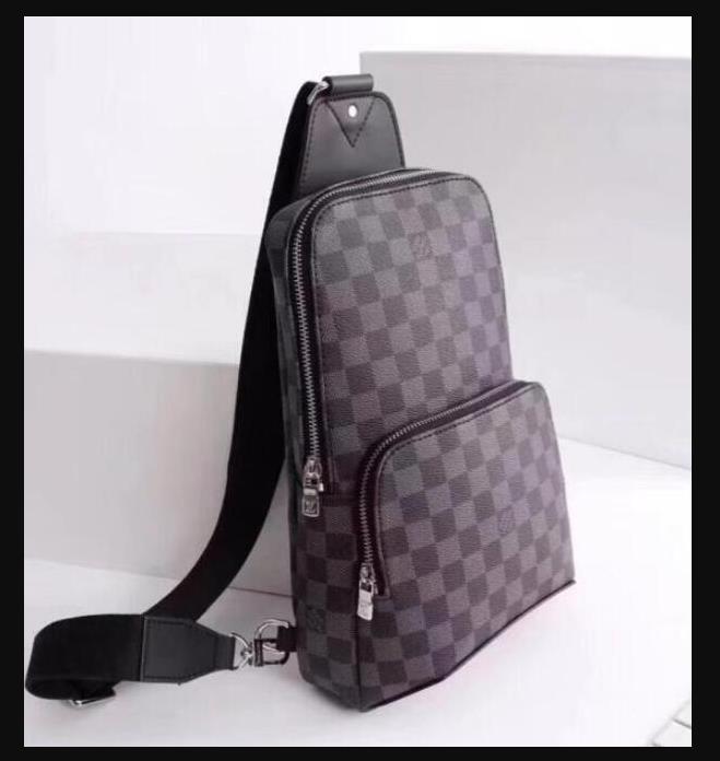 AA Avenue Sling Bag Mens Designer Leather Shoulder Bags Mans Luxurys Designers Cross Body Wallet Hobos Message GGLVLouis
Vi
AA Avenue Sling Bag Mens Designer Leather Shoulder Bags Mans Luxurys Designers Cross Body Wallet Hobos Message GGLVLouis
Vi
