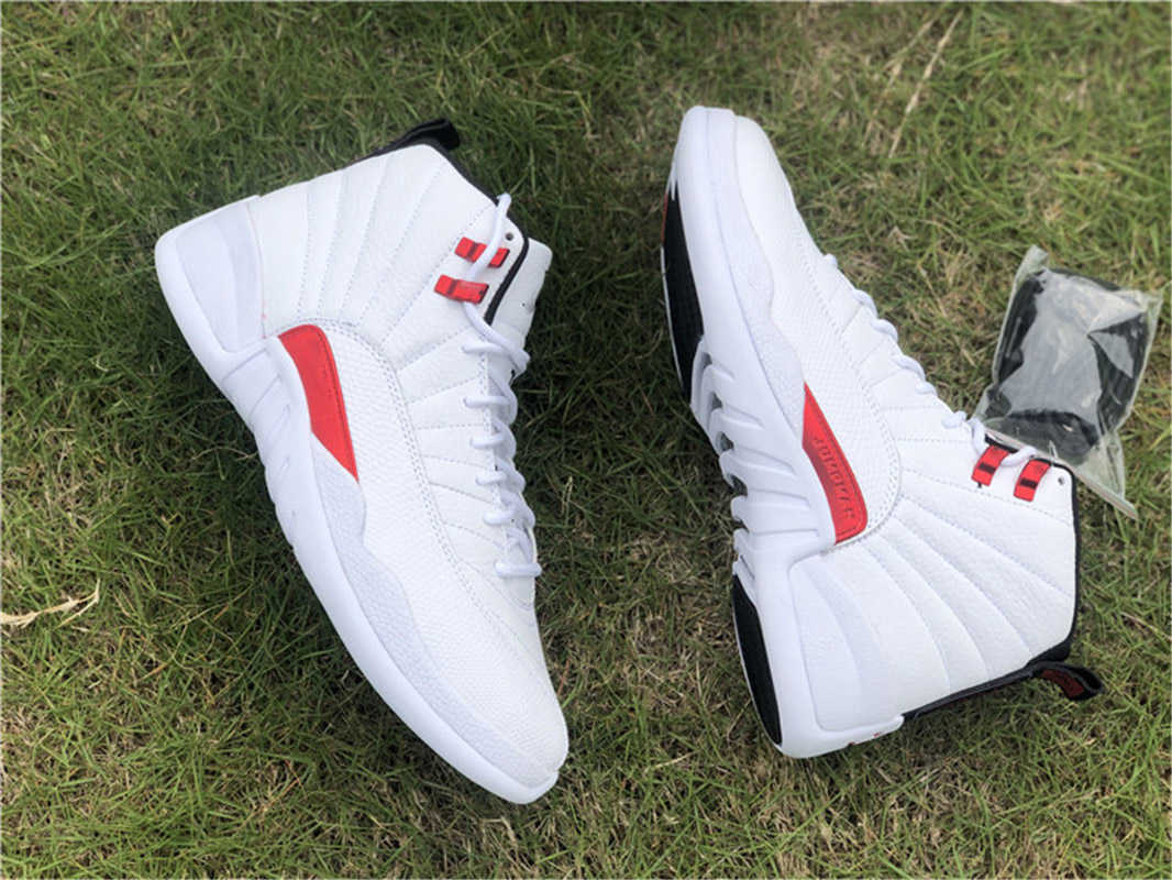 2021 Retro Authentic 12 Twist Jumpman 12s Man Athletic Shoes Woman CT8013-106 White University Red Royalty Utility Dark Concord Sports
2021 Retro Authentic 12 Twist Jumpman 12s Man Athletic Shoes Woman CT8013-106 White University Red Royalty Utility Dark Concord Sports