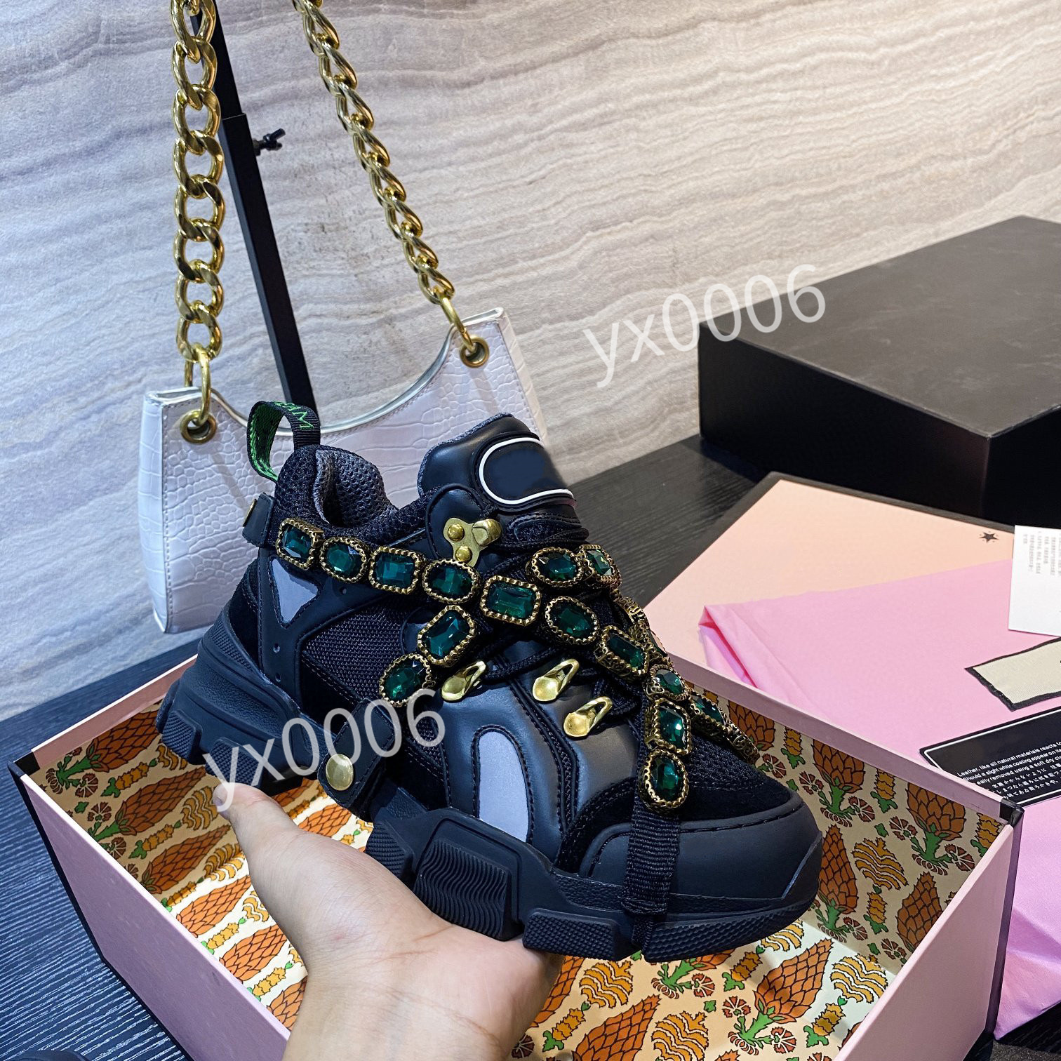 2022 Wholesale top latest designer high quality sports shoes women& leisure limited edition sport shoe shell printed Dance shoes Milan catwalk rs210101, Choose the color
2022 Wholesale top latest designer high quality sports shoes women& leisure limited edition sport shoe shell printed Dance shoes Milan catwalk rs210101, Choose the color