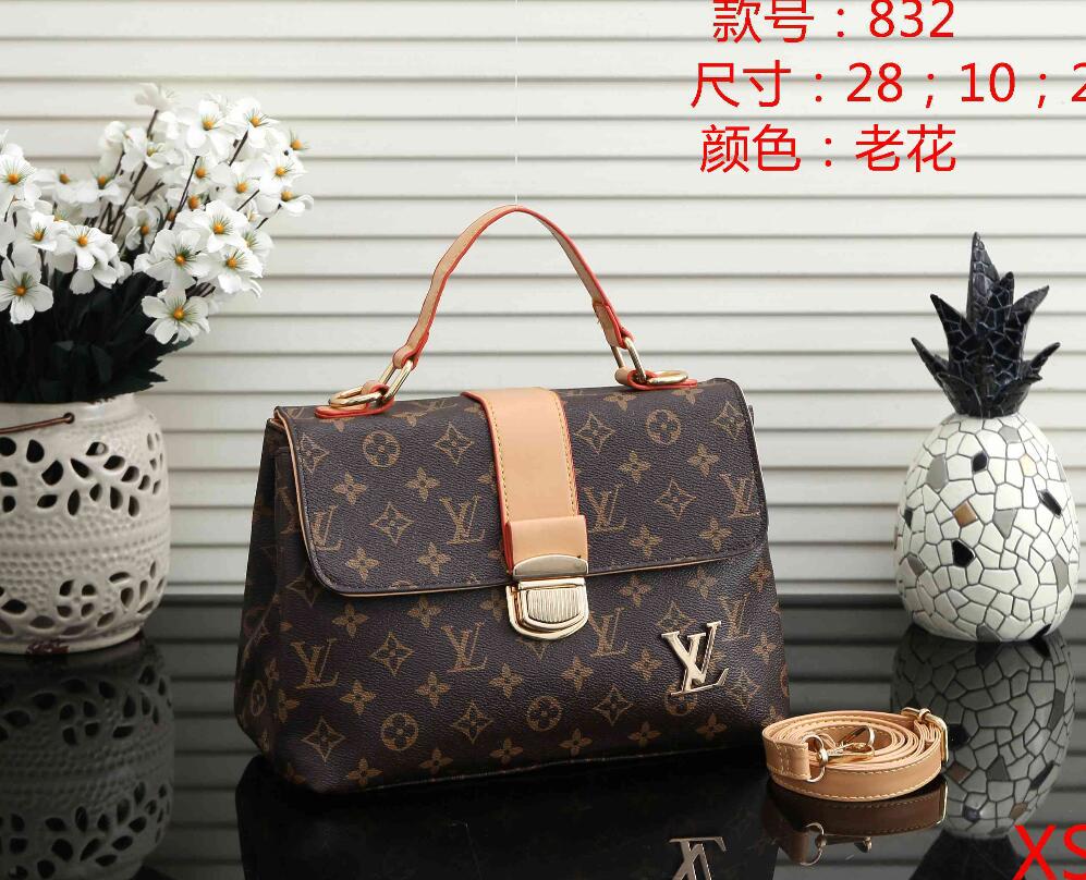 2021 new handbag ladies messenger LV LOUIS bag VITTON bag portable retro shoulder bag tramp fashion duffel bag
2021 new handbag ladies messenger LV LOUIS bag VITTON bag portable retro shoulder bag tramp fashion duffel bag