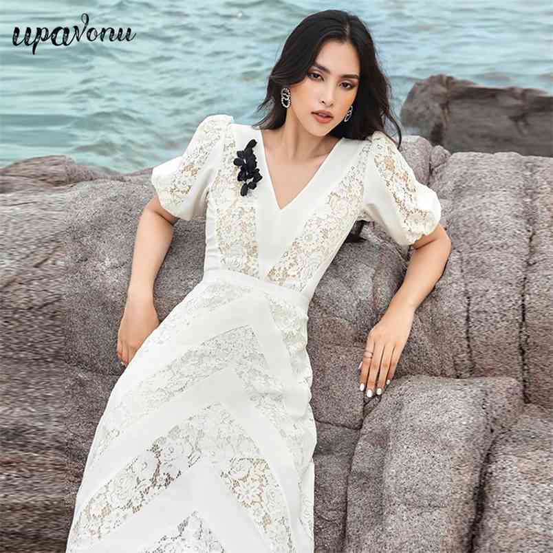 Free Ladies Summer Lace Dress White V-neck Lantern Sleeve Elegant Midi Club Evening Party A Line Vestido 210524