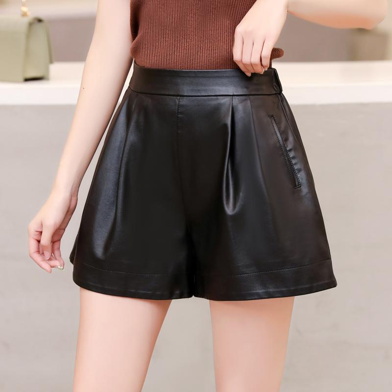 Casual Loose Faux Sheepskin Shorts Large Size Women Black Elastic Waist Wide Leg PU Leather Short Pants Female Party Clothing Women's
Casual Loose Faux Sheepskin Shorts Large Size Women Black Elastic Waist Wide Leg PU Leather Short Pants Female Party Clothing Women's