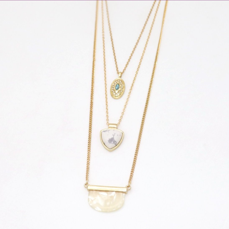 Pendant Necklaces Light Yellow Gold Color Alloy Multi Layer White Howlite Stone Link Chain Necklace Resin Jewelry
Pendant Necklaces Light Yellow Gold Color Alloy Multi Layer White Howlite Stone Link Chain Necklace Resin Jewelry