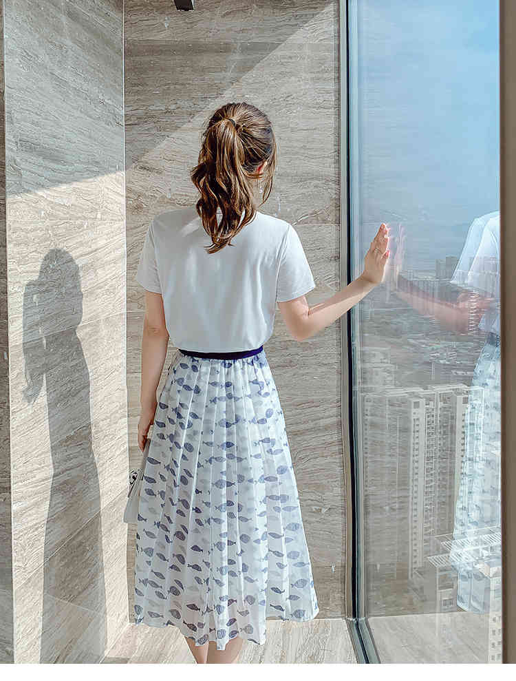 Summer Women Two Piece Sets Elegant White Short Sleeve T-Shirt Top + High Waist Pleated Chiffon Long Skirt Suit 210519